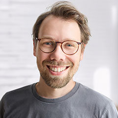 Sebastian H. Schroeder